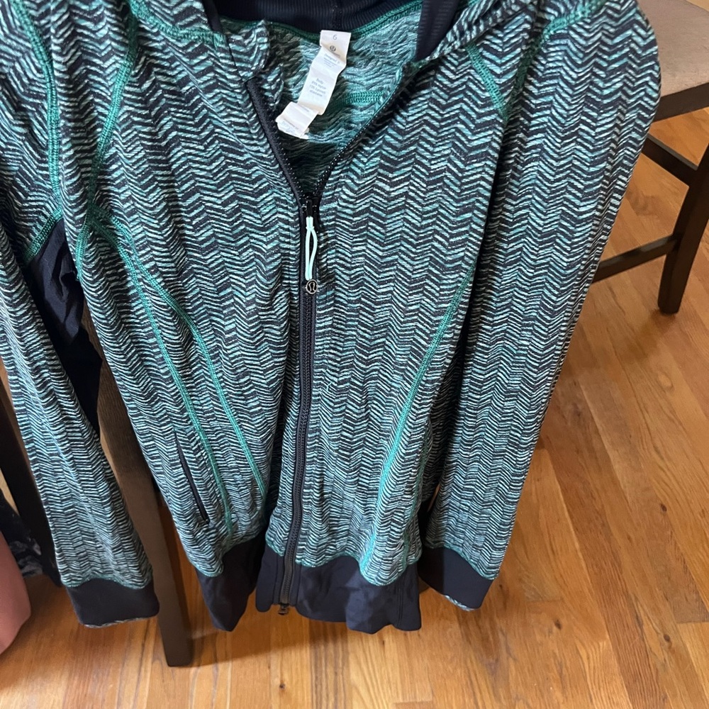 Euc Lululemon Dance Studio Jacket - image 2